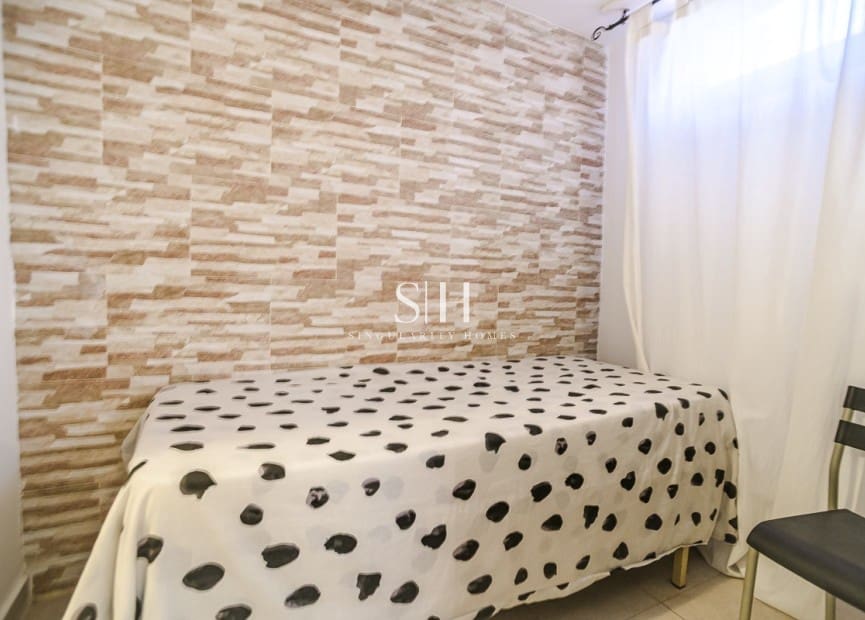 3 slaapkamer Villa te koop in Torrevieja - € 285.000 (Ref: 9249073)