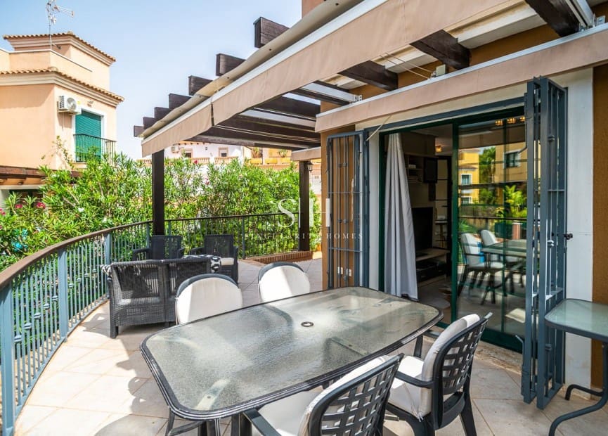 3 slaapkamer Villa te koop in Torrevieja - € 285.000 (Ref: 9249073)