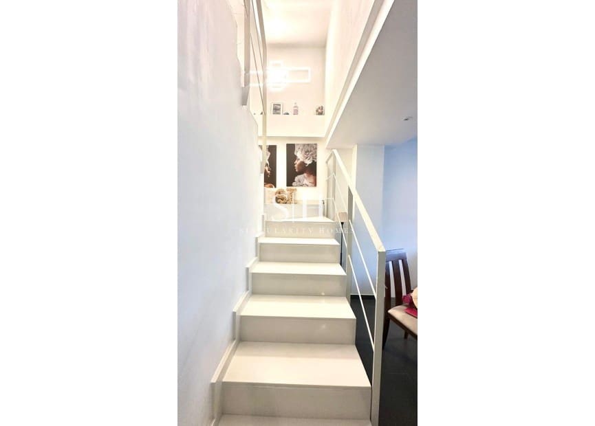 2 quarto Casa em Banda para venda em Aguas Nuevas com piscina - 301 000 € (Ref: 9249399)