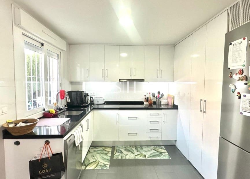 2 quarto Casa em Banda para venda em Aguas Nuevas com piscina - 301 000 € (Ref: 9249399)