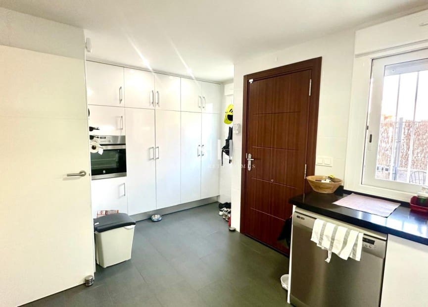 2 quarto Casa em Banda para venda em Aguas Nuevas com piscina - 301 000 € (Ref: 9249399)