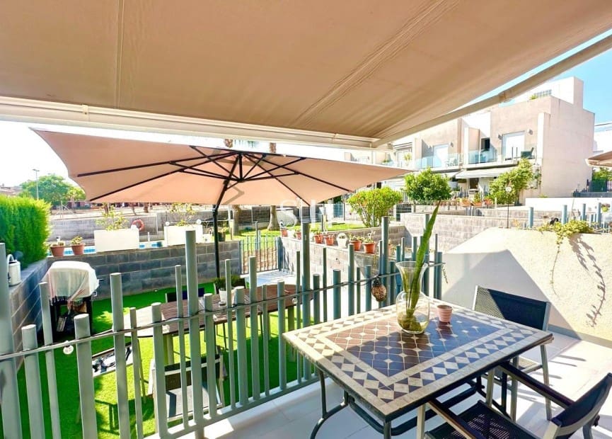 2 quarto Casa em Banda para venda em Aguas Nuevas com piscina - 301 000 € (Ref: 9249399)