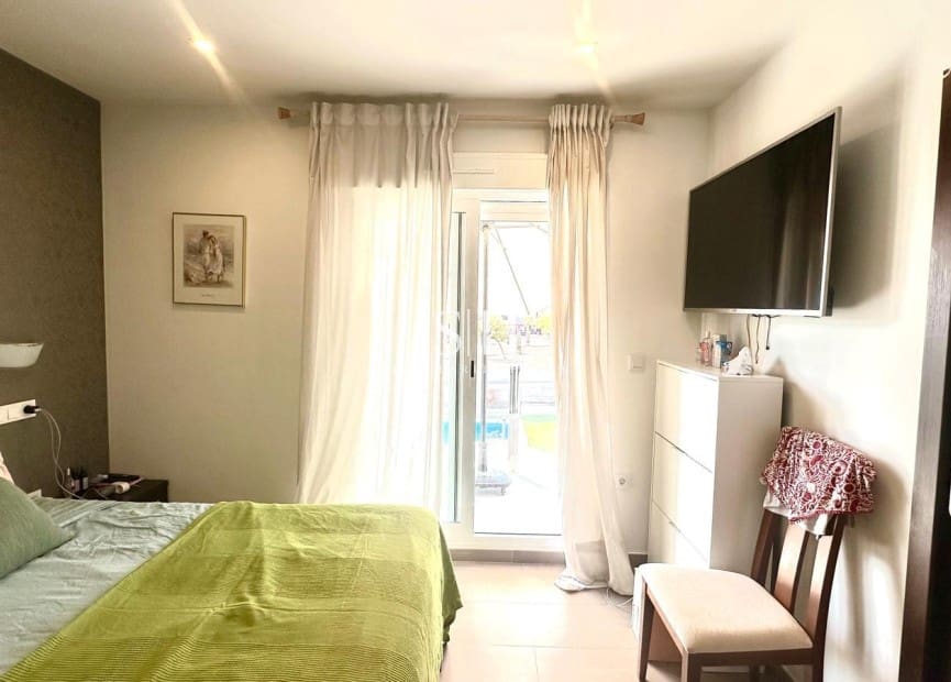 2 quarto Casa em Banda para venda em Aguas Nuevas com piscina - 301 000 € (Ref: 9249399)