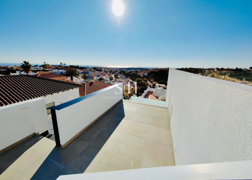 3 bedroom Villa for sale in Los Altos with pool - € 650,000 (Ref: 9255940)