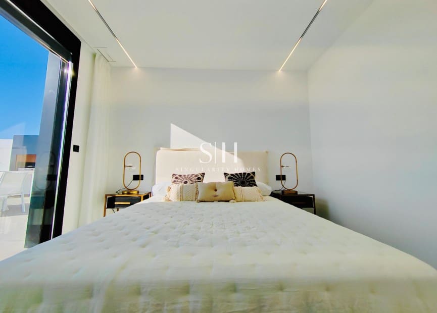 3 bedroom Villa for sale in Los Altos with pool - € 650,000 (Ref: 9255940)