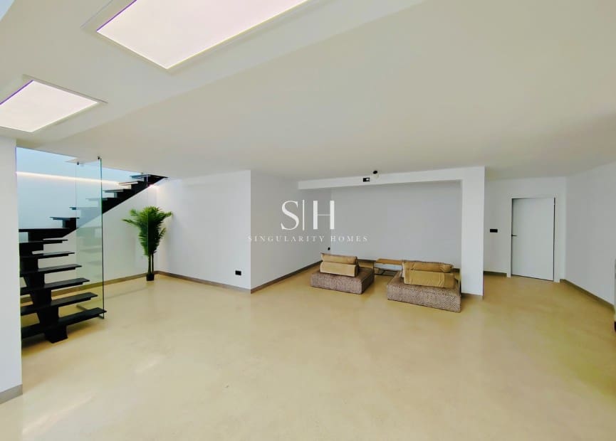 3 bedroom Villa for sale in Los Altos with pool - € 650,000 (Ref: 9255940)