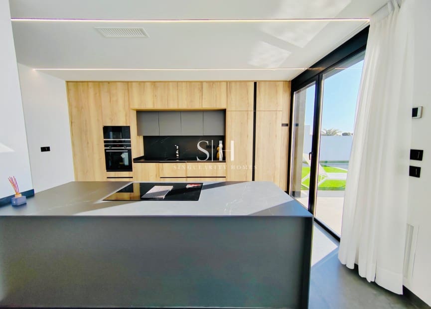 3 bedroom Villa for sale in Los Altos with pool - € 650,000 (Ref: 9255940)