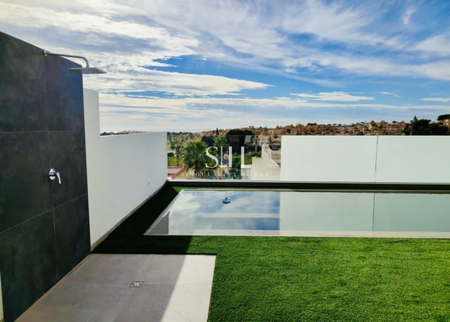 3 bedroom Villa for sale in Los Altos with pool - € 650,000 (Ref: 9255940)