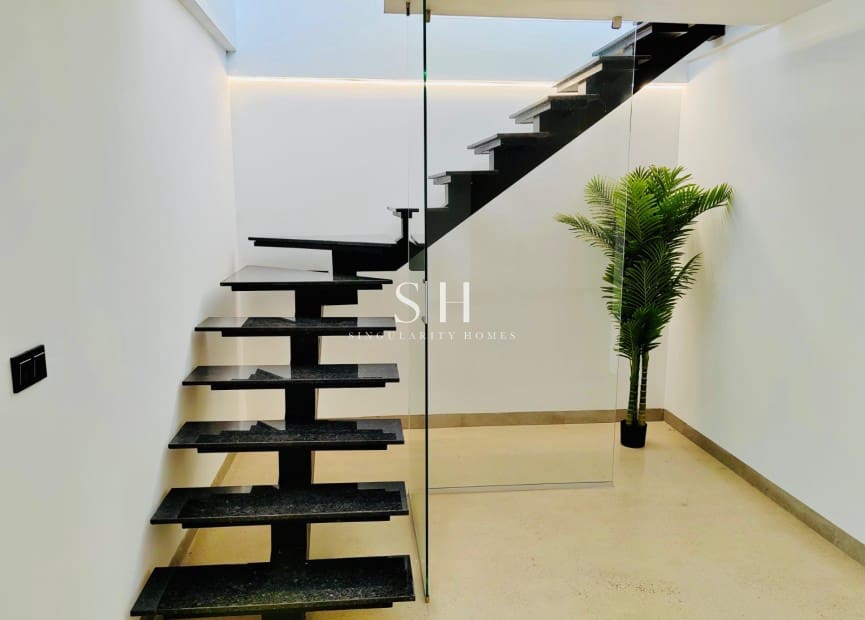 3 bedroom Villa for sale in Los Altos with pool - € 650,000 (Ref: 9255940)