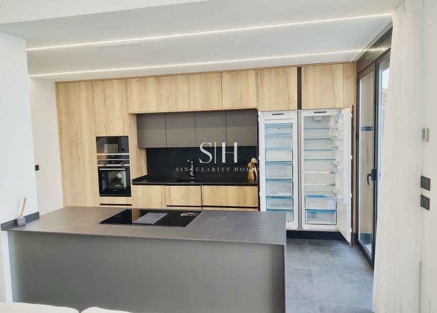 3 bedroom Villa for sale in Los Altos with pool - € 650,000 (Ref: 9255940)