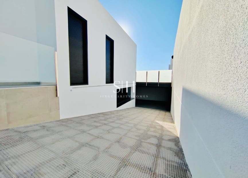 3 bedroom Villa for sale in Los Altos with pool - € 650,000 (Ref: 9255940)