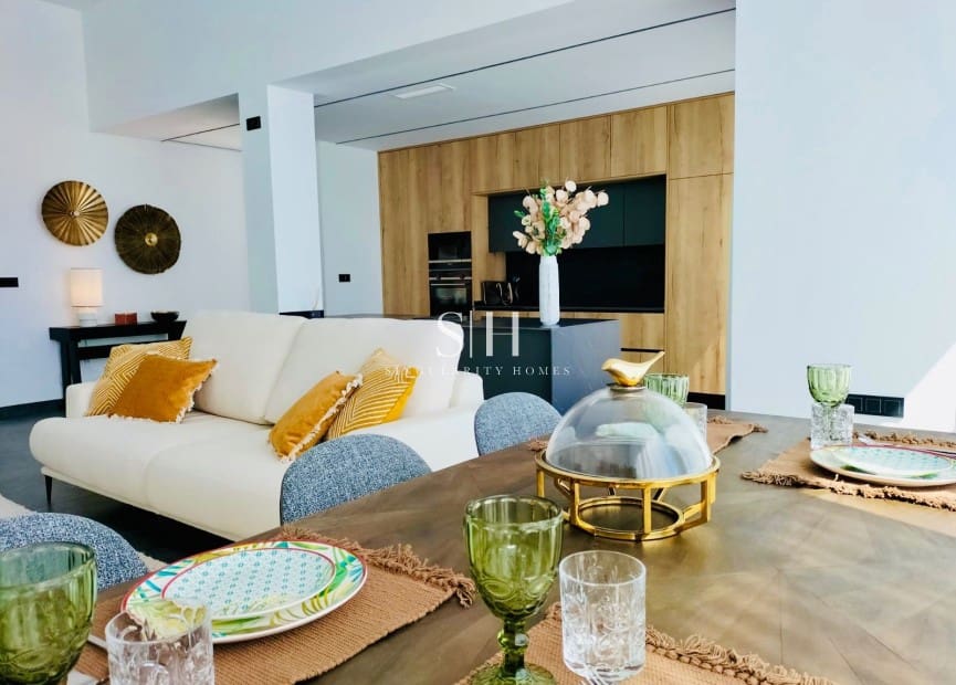 3 bedroom Villa for sale in Los Altos with pool - € 650,000 (Ref: 9255940)