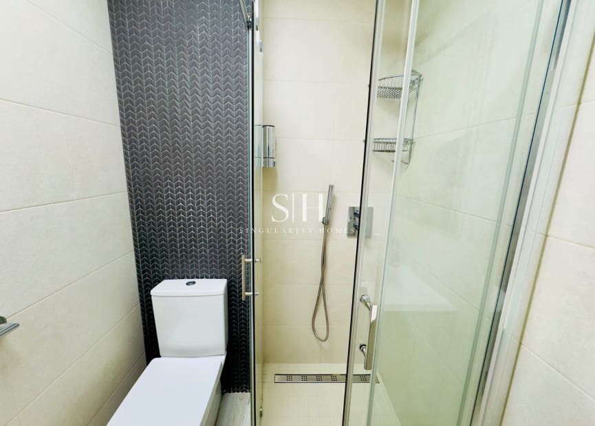 2 makuuhuone Huoneisto myytävänä paikassa Guardamar del Segura mukana uima-altaan 
autotalli - 270 000 € (Ref: 9255941)