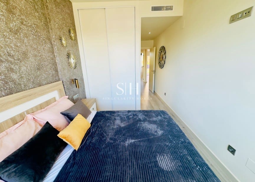 2 makuuhuone Huoneisto myytävänä paikassa Guardamar del Segura mukana uima-altaan 
autotalli - 270 000 € (Ref: 9255941)