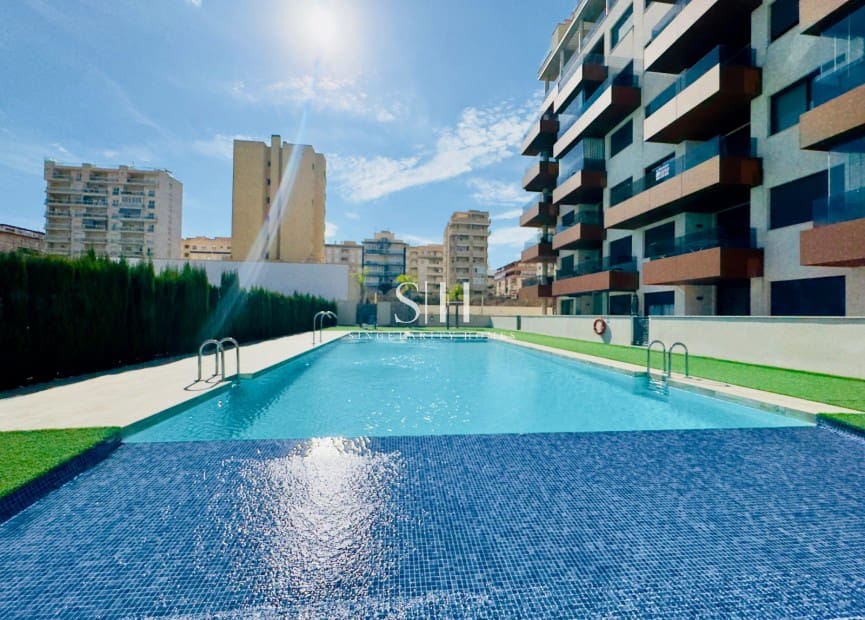 2 makuuhuone Huoneisto myytävänä paikassa Guardamar del Segura mukana uima-altaan 
autotalli - 270 000 € (Ref: 9255941)