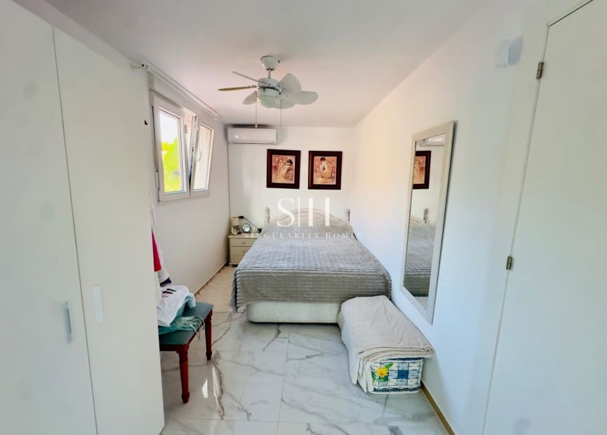 4 soverom Villa til salgs i Torrevieja med garasje - € 264 000 (Ref: 9258207)