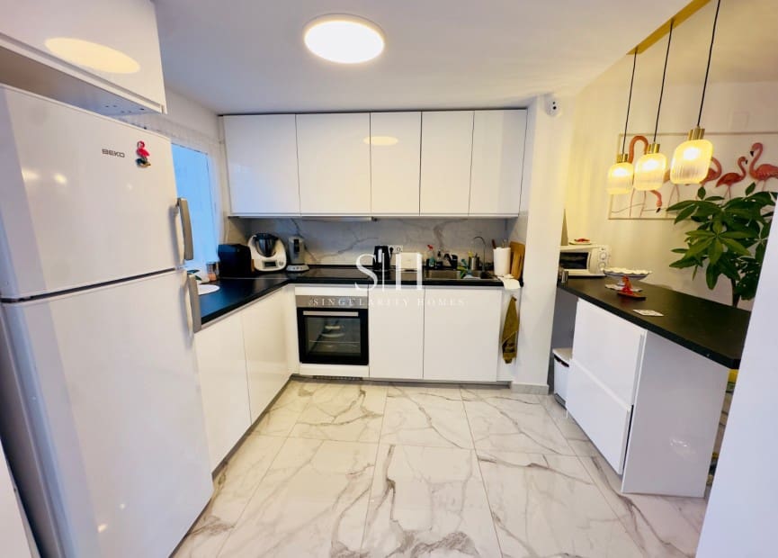 4 soverom Villa til salgs i Torrevieja med garasje - € 264 000 (Ref: 9258207)