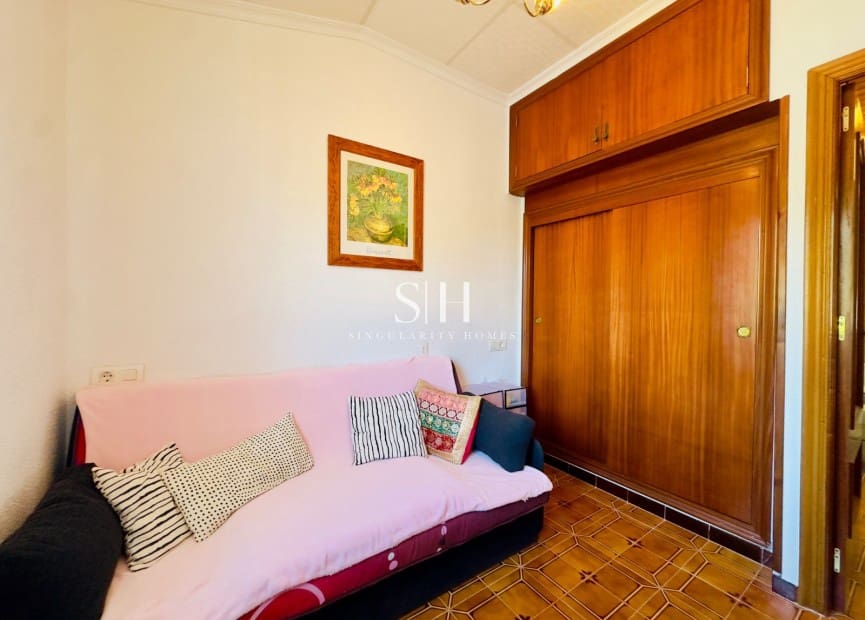 4 soverom Villa til salgs i Torrevieja med garasje - € 264 000 (Ref: 9258207)