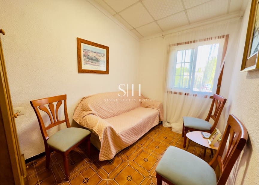 4 soverom Villa til salgs i Torrevieja med garasje - € 264 000 (Ref: 9258207)