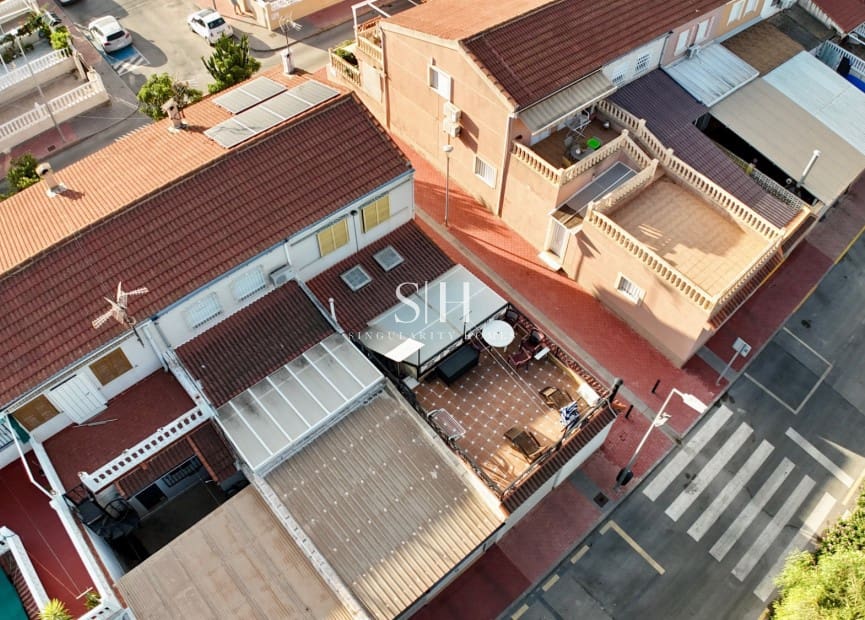 4 soverom Villa til salgs i Torrevieja med garasje - € 264 000 (Ref: 9258207)