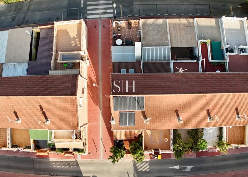 4 soverom Villa til salgs i Torrevieja med garasje - € 264 000 (Ref: 9258207)