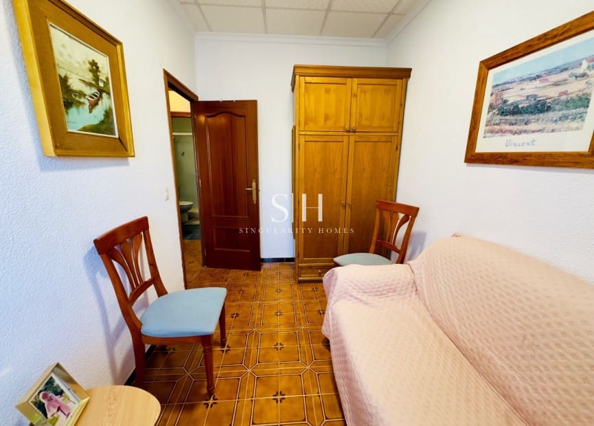 4 soverom Villa til salgs i Torrevieja med garasje - € 264 000 (Ref: 9258207)