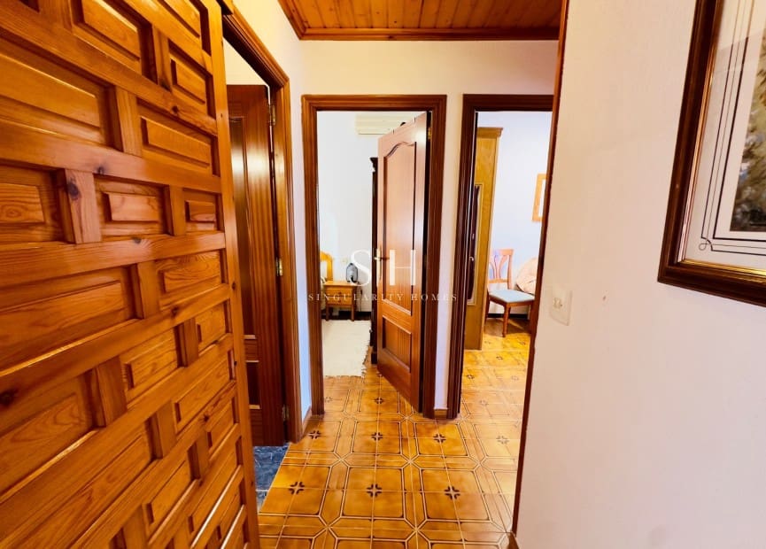 4 soverom Villa til salgs i Torrevieja med garasje - € 264 000 (Ref: 9258207)