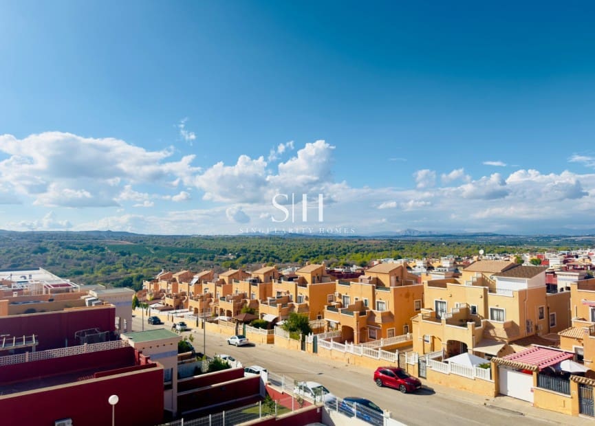 2 soveværelse Penthouse til salg i Los Altos med swimmingpool - € 299.000 (Ref: 9274632)