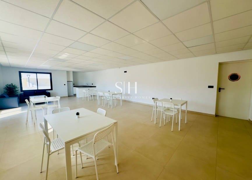 2 soveværelse Penthouse til salg i Los Altos med swimmingpool - € 299.000 (Ref: 9274632)