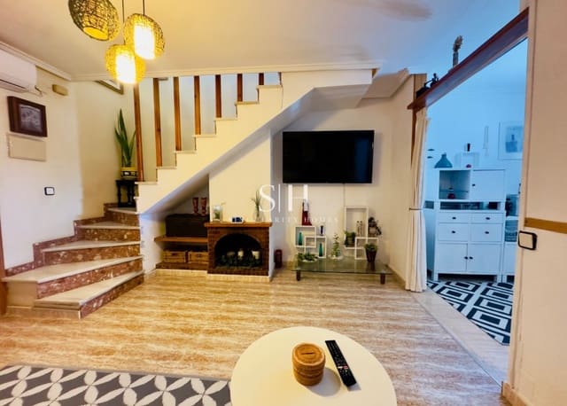 2 bedroom Townhouse for sale in Los Altos with pool - € 175,000 (Ref: 9283102)