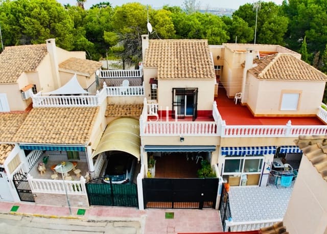 2 bedroom Townhouse for sale in Los Altos with pool - € 175,000 (Ref: 9283102)