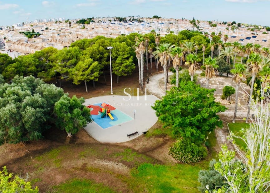 2 sypialnia Dom na sprzedaż w Los Altos z basenem - 175 000 € (Ref: 9283102)