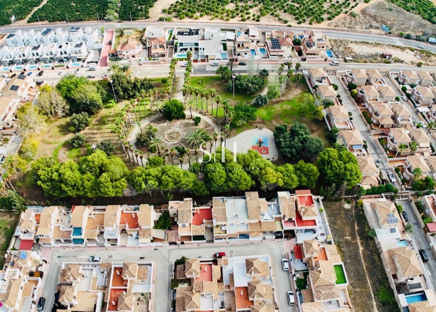 2 sypialnia Dom na sprzedaż w Los Altos z basenem - 175 000 € (Ref: 9283102)