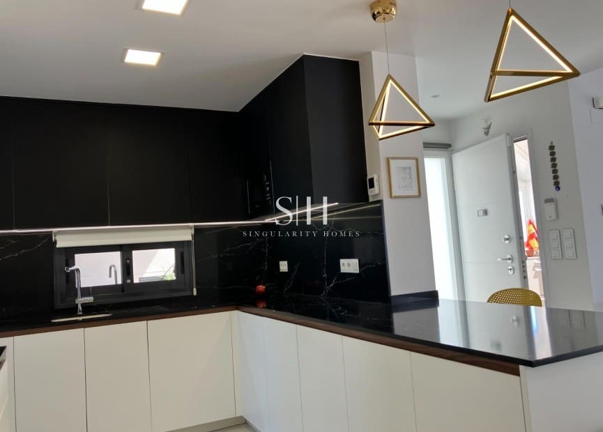 2 soverom Bungalow til salgs i San Miguel de Salinas med svømmebasseng garasje - € 344 000 (Ref: 9293478)