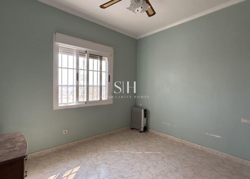 5 makuuhuone Huvila myytävänä paikassa Ciudad Quesada - 599 990 € (Ref: 9293480)