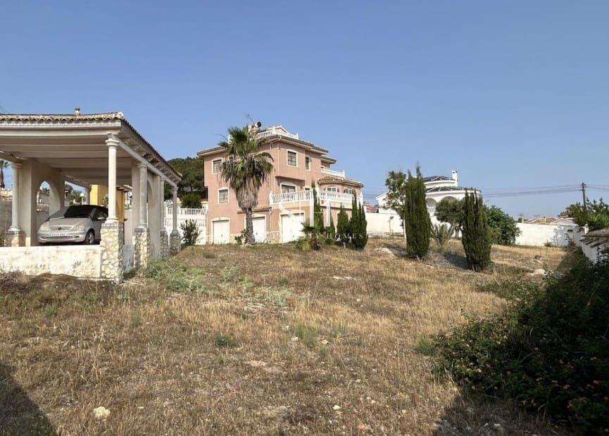 5 makuuhuone Huvila myytävänä paikassa Ciudad Quesada - 599 990 € (Ref: 9293480)