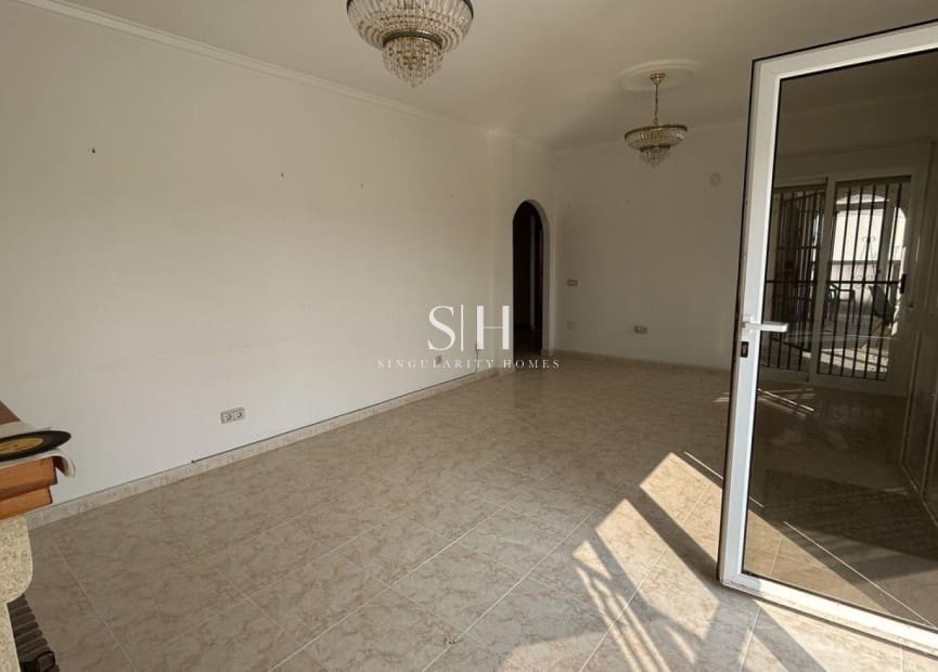 5 makuuhuone Huvila myytävänä paikassa Ciudad Quesada - 599 990 € (Ref: 9293480)