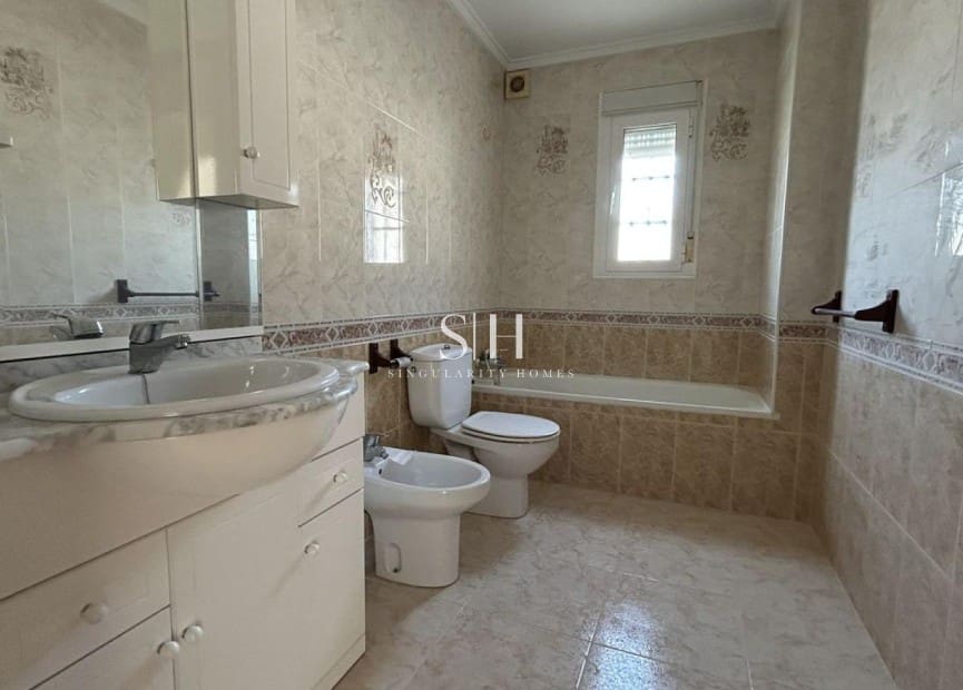 5 makuuhuone Huvila myytävänä paikassa Ciudad Quesada - 599 990 € (Ref: 9293480)