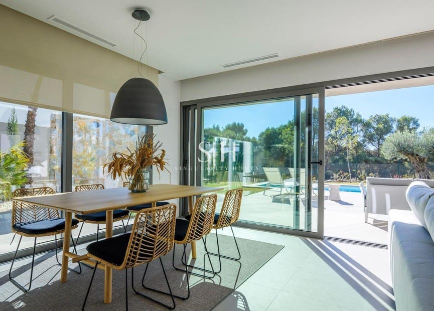 3 soveværelse Villa til salg i San Miguel de Salinas med swimmingpool - € 817.000 (Ref: 9295853)