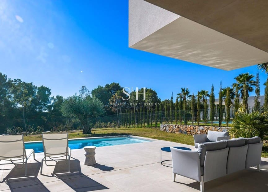3 soveværelse Villa til salg i San Miguel de Salinas med swimmingpool - € 817.000 (Ref: 9295853)