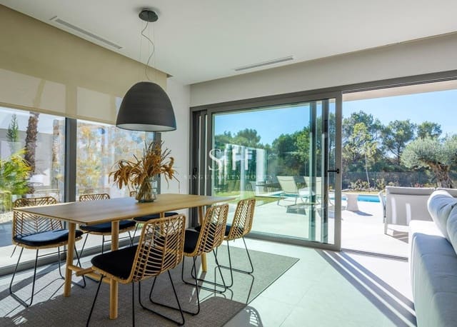 3 soveværelse Villa til salg i San Miguel de Salinas med swimmingpool - € 817.000 (Ref: 9295853)