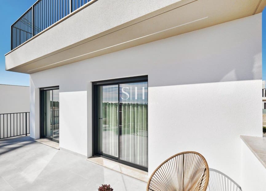 3 bedroom Villa for sale in San Miguel de Salinas with pool - € 574,000 (Ref: 9295854)