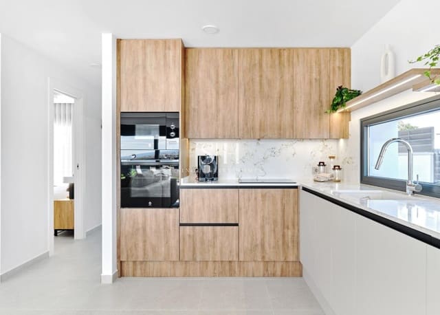 3 bedroom Villa for sale in San Miguel de Salinas with pool - € 574,000 (Ref: 9295854)