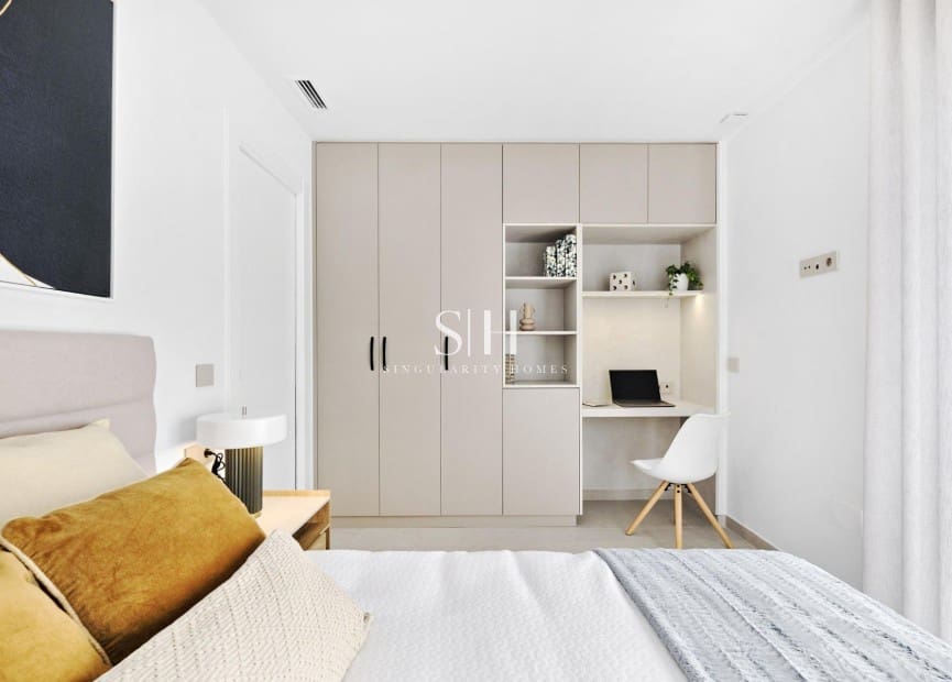 3 bedroom Villa for sale in San Miguel de Salinas with pool - € 574,000 (Ref: 9295854)