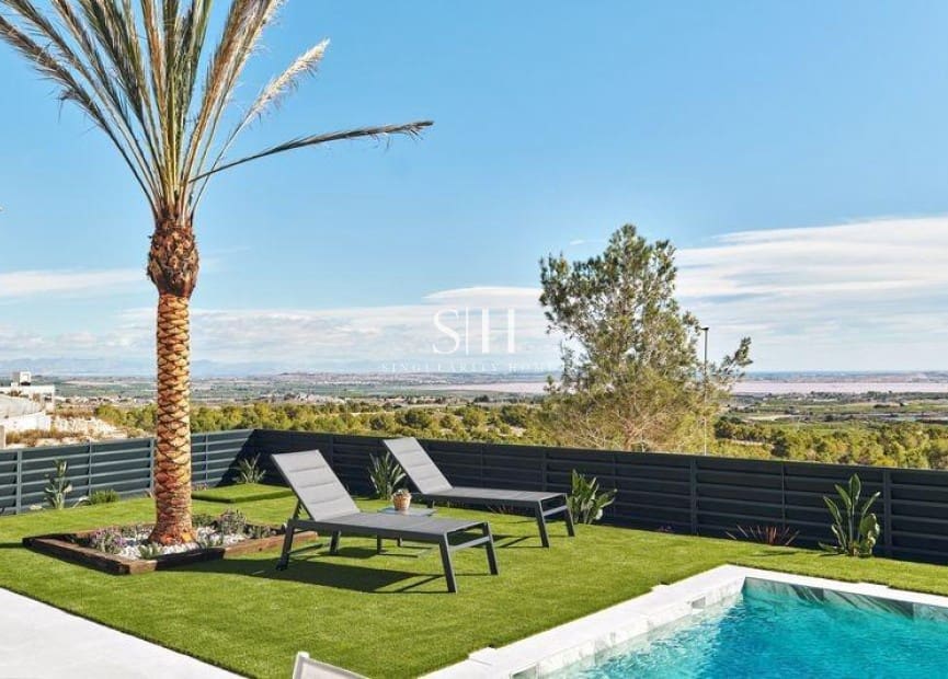 3 bedroom Villa for sale in San Miguel de Salinas with pool - € 574,000 (Ref: 9295854)