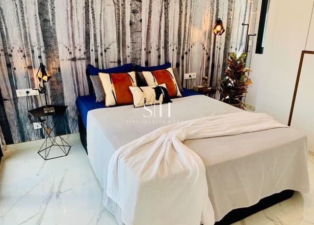 3 Zimmer Villa zu verkaufen in El Chaparral - La Siesta - La Torreta, Torrevieja mit Pool Garage - 750.000 € (Ref: 9306730)