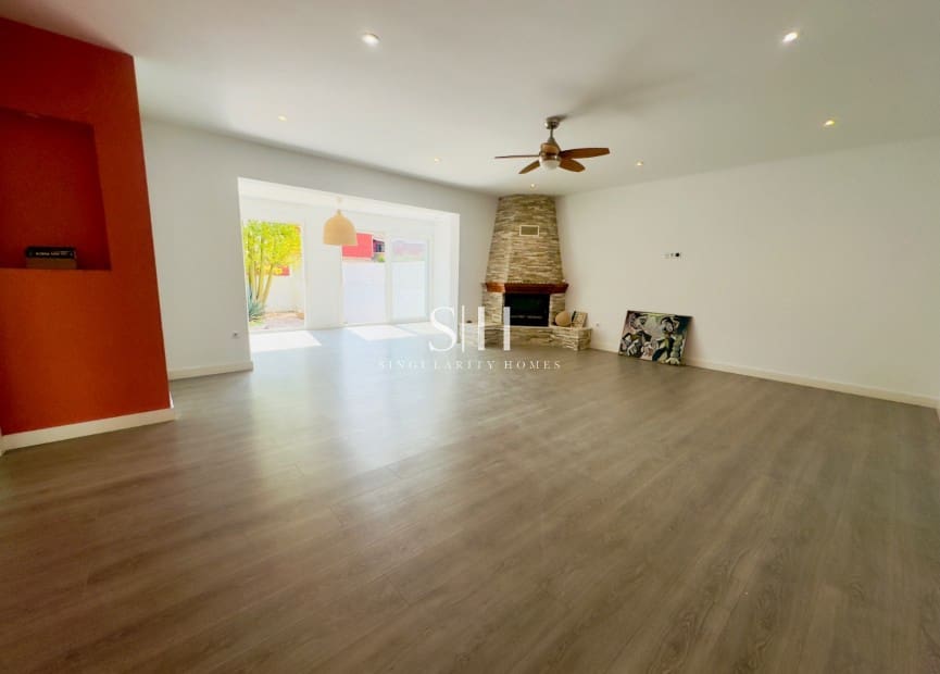 Chalet de 3 habitaciones en Aguas Nuevas en venta - 369.000 € (Ref: 9306920)