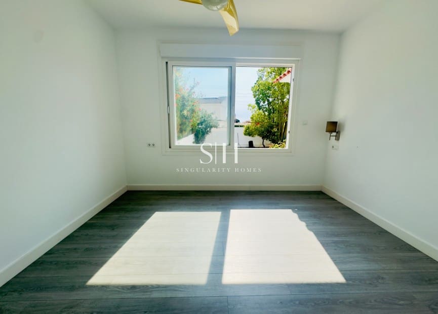 Chalet de 3 habitaciones en Aguas Nuevas en venta - 369.000 € (Ref: 9306920)