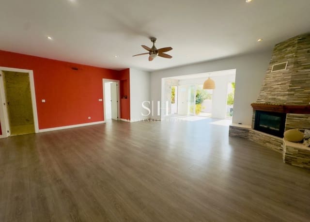 3 bedroom Villa for sale in Aguas Nuevas, Torrevieja - € 369,000 (Ref: 9306920)