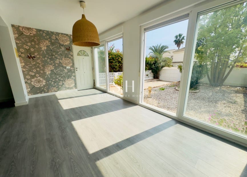 Chalet de 3 habitaciones en Aguas Nuevas en venta - 369.000 € (Ref: 9306920)